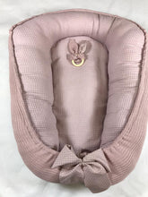 Afbeelding in Gallery-weergave laden, Babynestje "Bremen" old pink donker