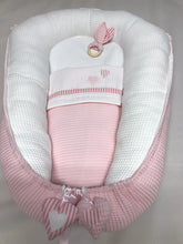 Afbeelding in Gallery-weergave laden, Babynestje "Bremen" Stoer roze-wafel