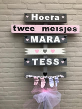 Afbeelding in Gallery-weergave laden, Geboortebord "Bern" Stoer tweeling Mara Tess