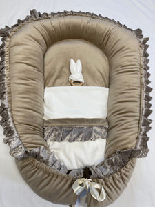 Babynestje "Monza" Velvet-Zand