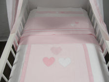 Afbeelding in Gallery-weergave laden, Ledikant overtrekje &quot;Siena&quot; roze