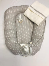 Afbeelding in Gallery-weergave laden, Babydekentje &quot;Verona&quot; naturel