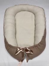 Afbeelding in Gallery-weergave laden, Babynestje &quot;Bremen&quot; aarde/naturel