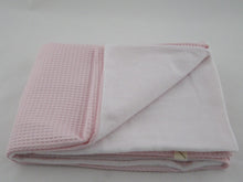 Afbeelding in Gallery-weergave laden, Babydekentje &quot;Palermo&quot; roze